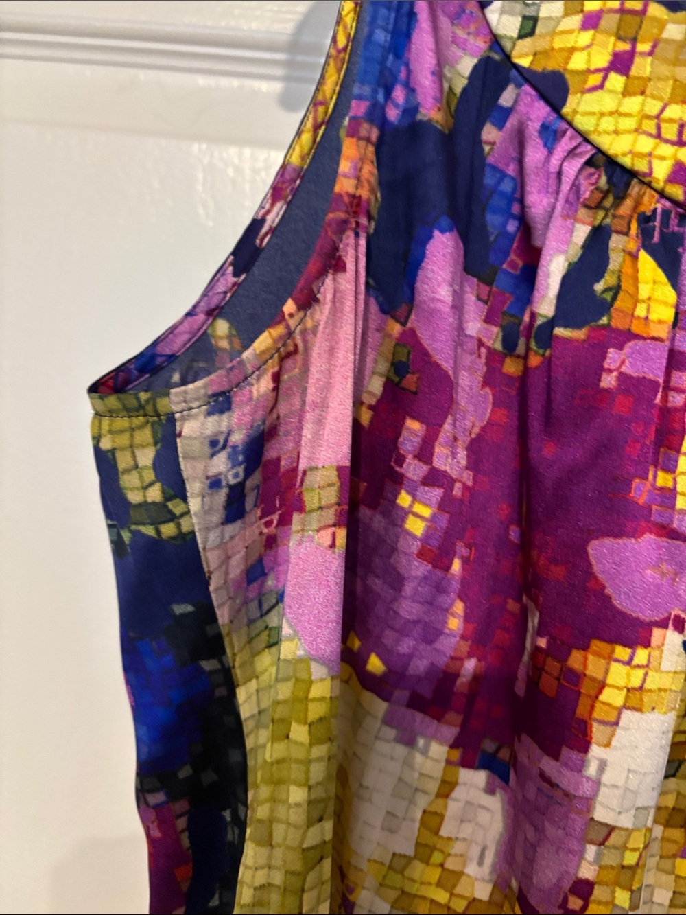 St. John Multicolor Mosaic Sleeveless Tank Top - Picture 3 of 4